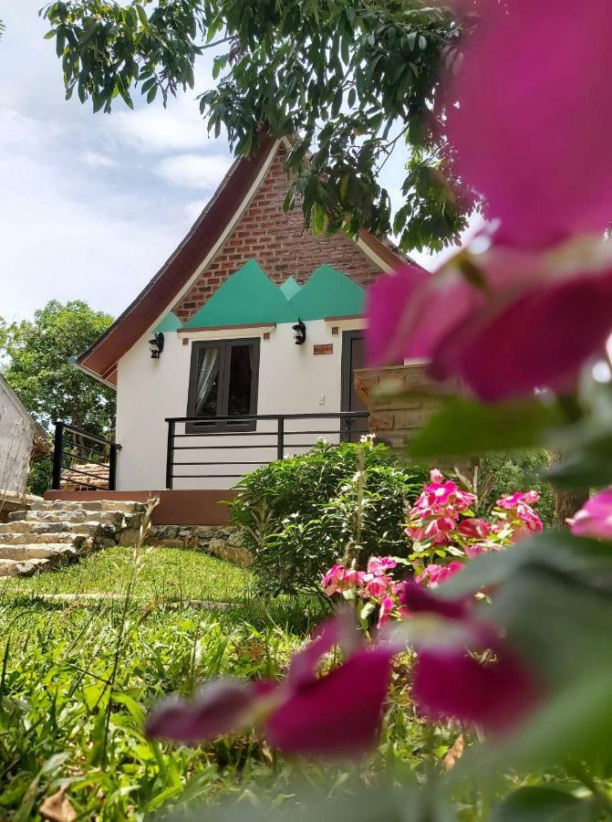 Tropical Valley Homestay - Villas Phong Nha Bagian luar foto