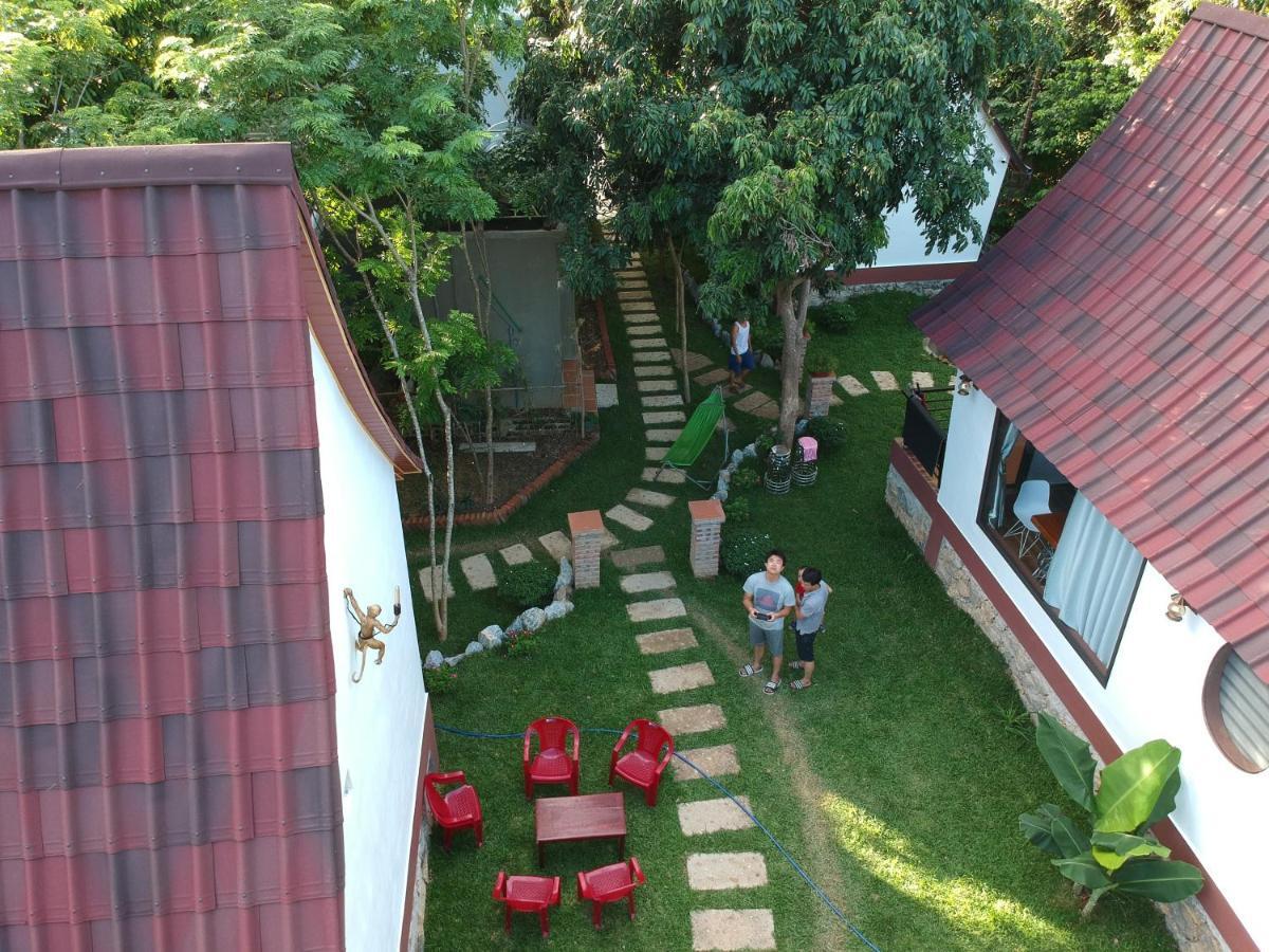 Tropical Valley Homestay - Villas Phong Nha Bagian luar foto